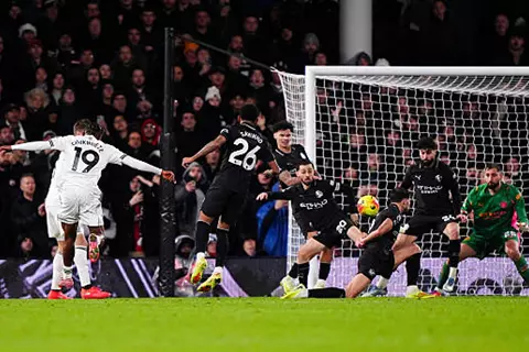 دقيقة بدقيقة.. فولهام 4-5 مانشستر سيتي.. هدف تقليص الفارق